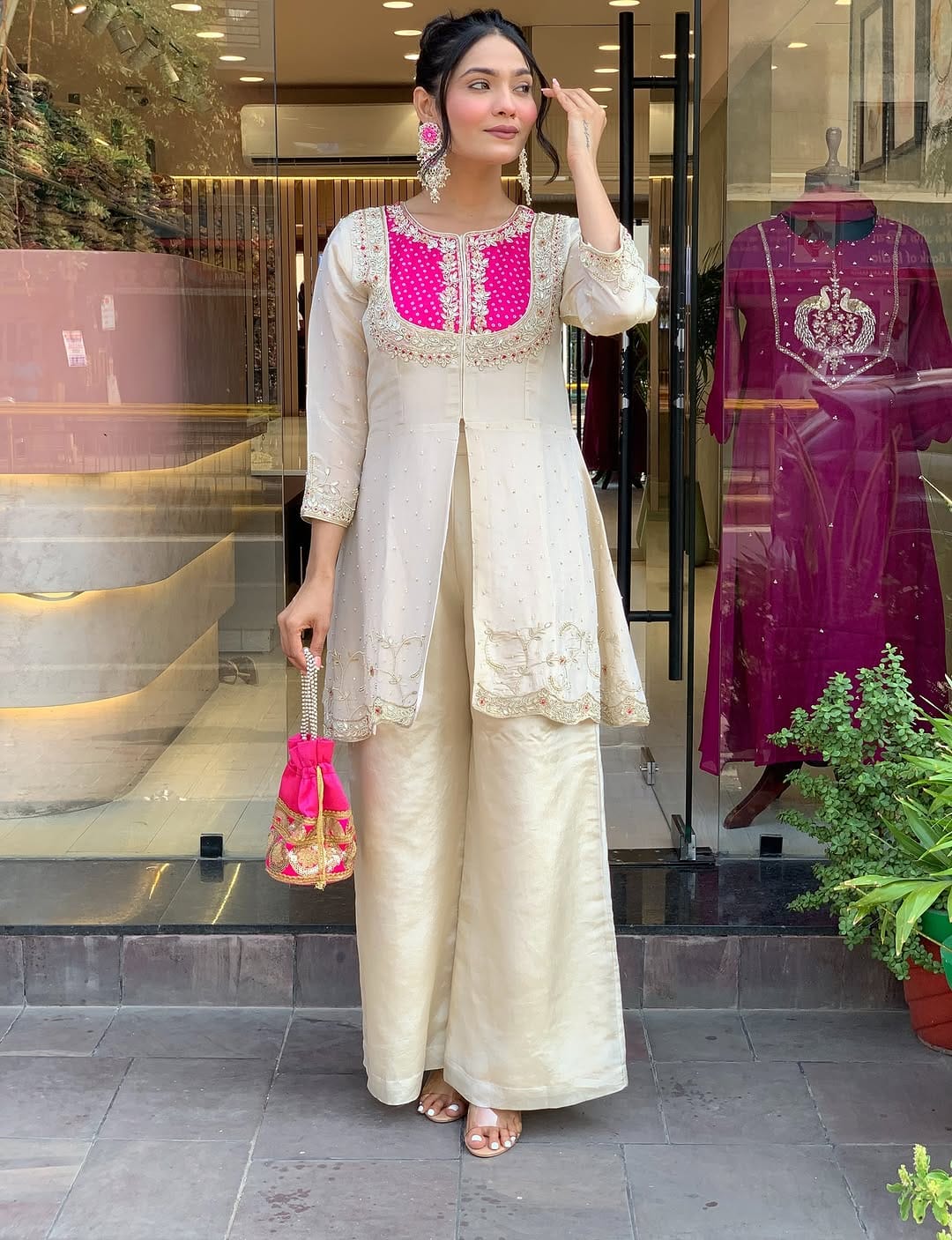 The Lady Crown – Cream Heavy Roman Embroidered 2-Piece Set with Cotton Lining