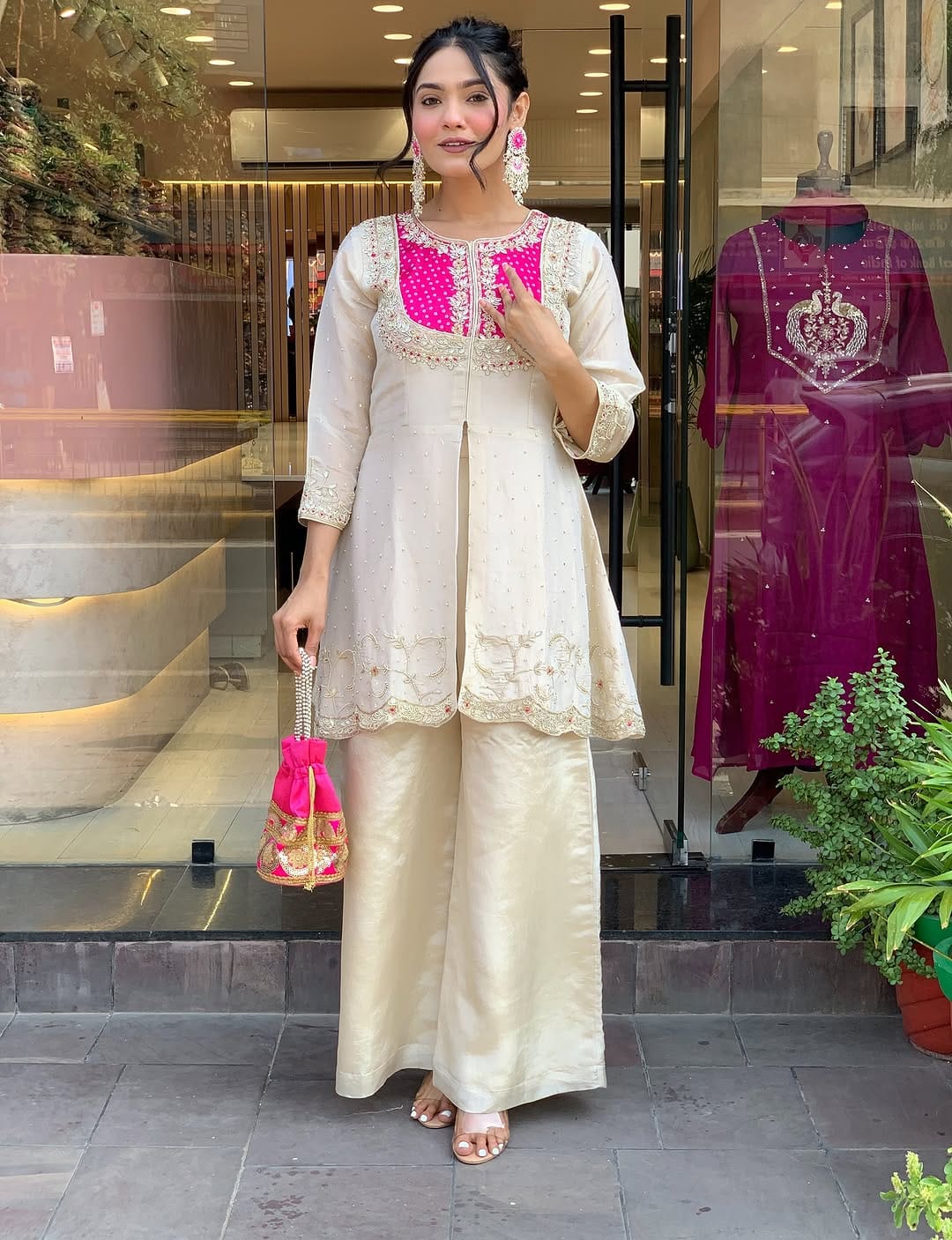 The Lady Crown – Cream Heavy Roman Embroidered 2-Piece Set with Cotton Lining