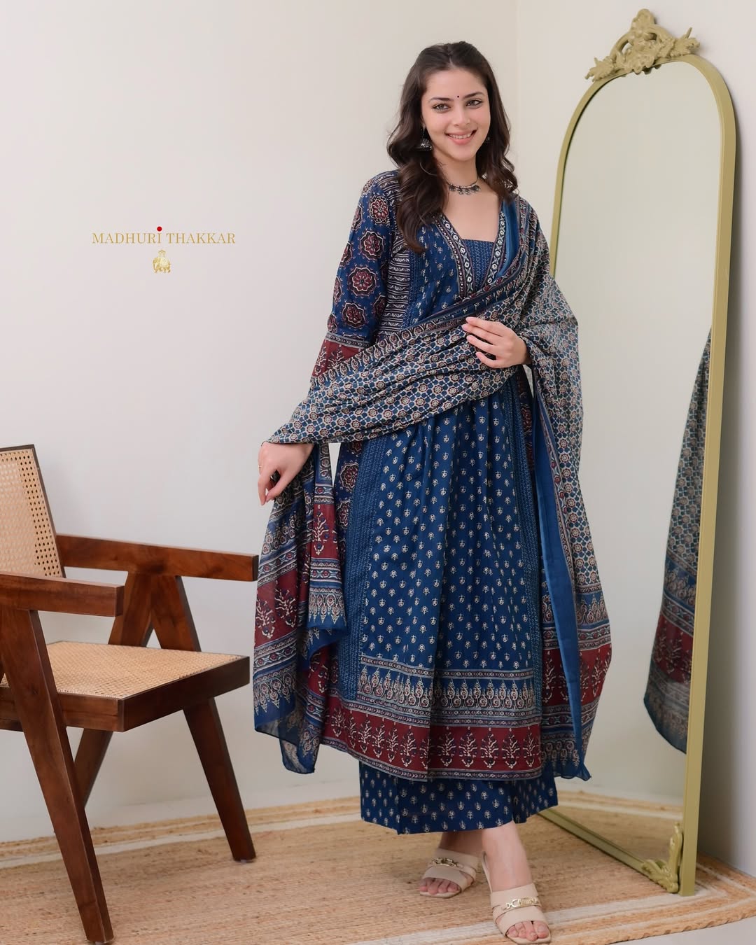 The Lady Crown – Navy Blue Mal Cotton Kurti with Plazo & Dupatta, Handwork Neck Detailing
