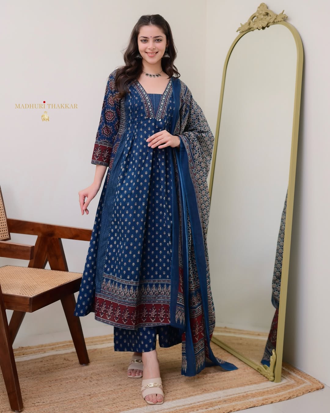 The Lady Crown – Navy Blue Mal Cotton Kurti with Plazo & Dupatta, Handwork Neck Detailing
