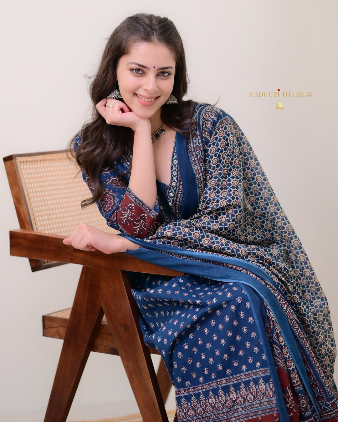 The Lady Crown – Navy Blue Mal Cotton Kurti with Plazo & Dupatta, Handwork Neck Detailing