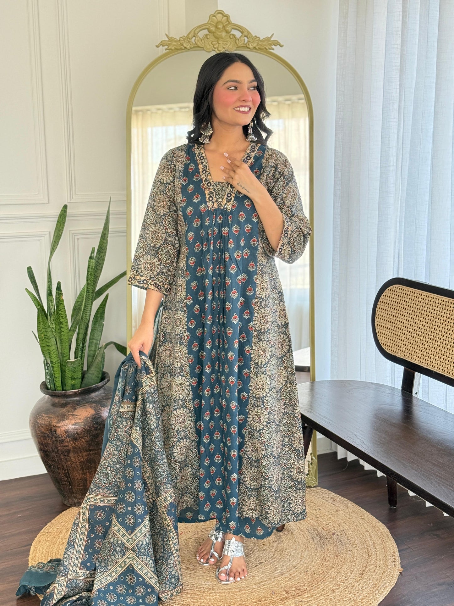The Lady Crown – Cotton 3-Piece Suit Set with Sequence Embroidery & Mulmul Dupatta (2 Color Options)