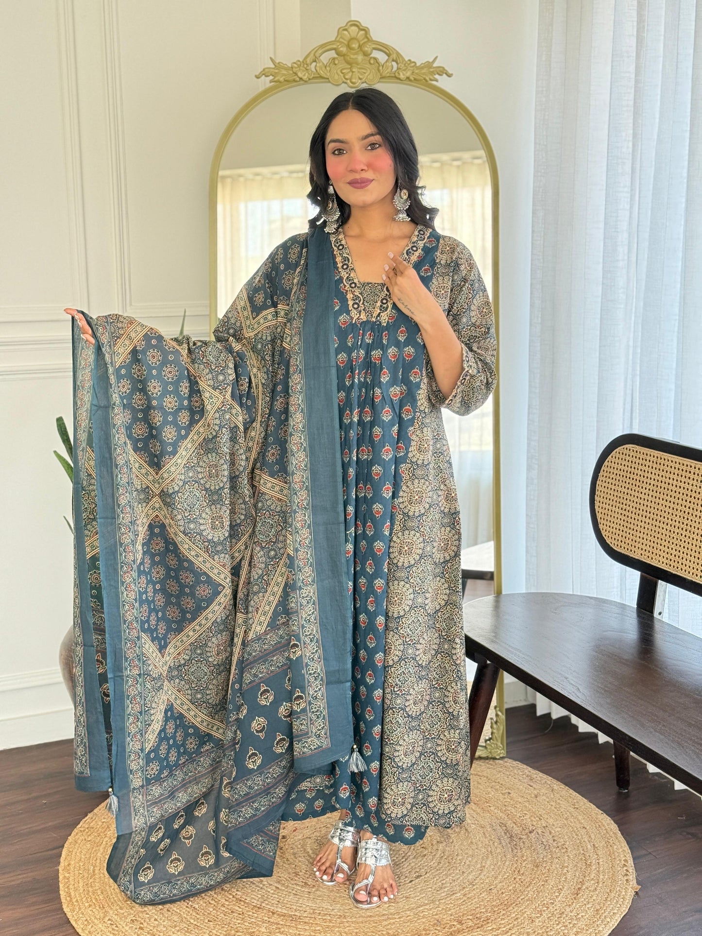 The Lady Crown – Cotton 3-Piece Suit Set with Sequence Embroidery & Mulmul Dupatta (2 Color Options)