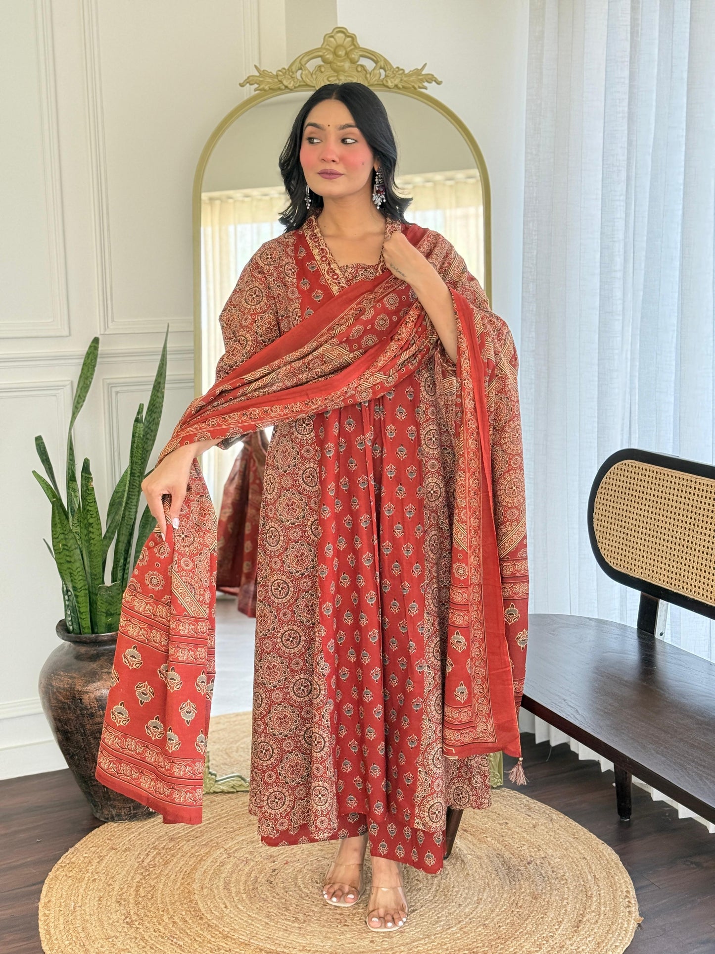 The Lady Crown – Cotton 3-Piece Suit Set with Sequence Embroidery & Mulmul Dupatta (2 Color Options)
