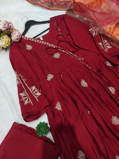 The Lady Crown – Premium Roman Silk Maroon Suit Set with All-Over Embroidery & Printed Dupatta (3-Piece)