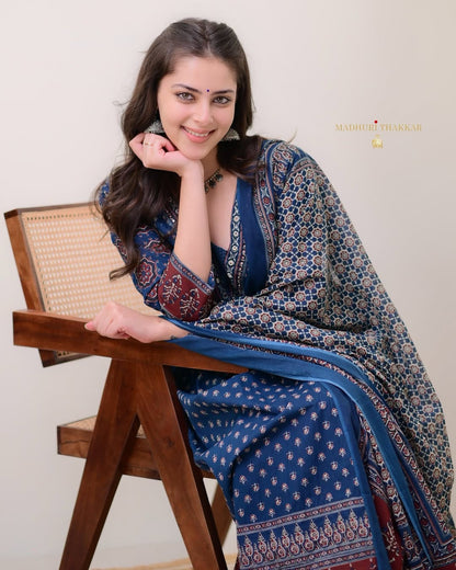 The Lady Crown – Navy Blue Mal Cotton Kurti with Plazo & Dupatta, Handwork Neck Detailing