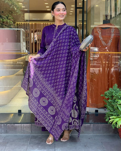 The Lady Crown – Padmavati Dark Purple Pure Muslin Silk Festival Suit Set with Dupatta & Pearl Necklace
