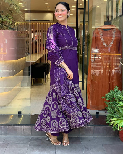 The Lady Crown – Padmavati Dark Purple Pure Muslin Silk Festival Suit Set with Dupatta & Pearl Necklace